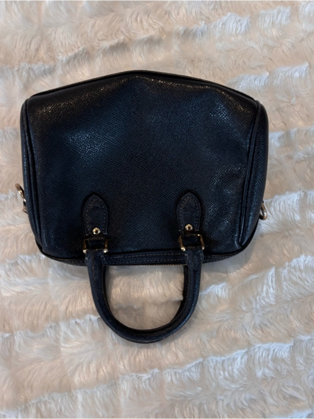 Coach - Mini Rowan- doesn't have the belt Look closely at the photos - Picture 3 of 6